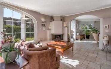 Villa 7.5 Zimmer - image - 2