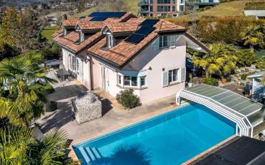 Villa 7.5 Zimmer - image - 1