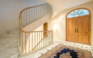 Villa 18 Zimmer - image - 8