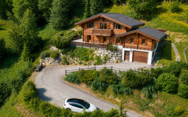 Chalet 5.5 pièces - image - 1