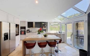 Villa 6.5 pièces - image - 3