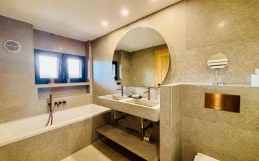 Furnished flat 5 rooms - image - 4