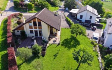 Villa 5.5 Zimmer - image - 2
