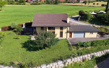 Villa 5.5 Zimmer - image - 1