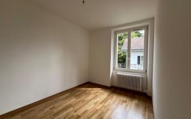 Apartment 4 rooms - image - 8