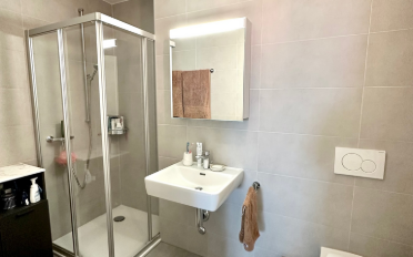 Apartment 4 rooms - image - 9
