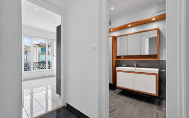 Apartment 4 rooms - image - 10