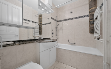 Apartment 4 rooms - image - 12
