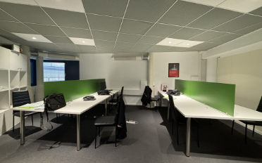 Office - image - 10