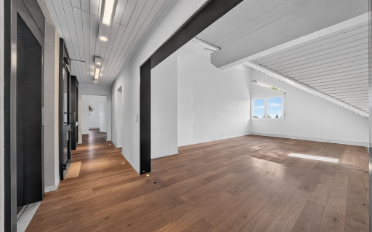 Office - image - 3