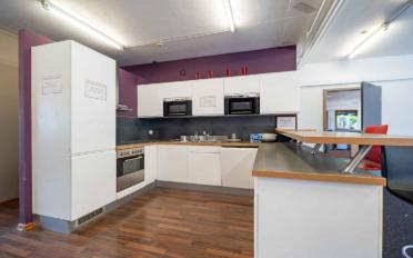Bureau - image - 8