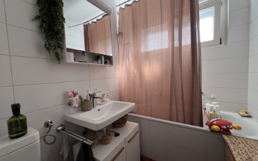 Apartment 4 rooms - image - 7