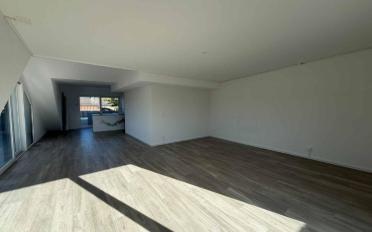 Office - image - 4