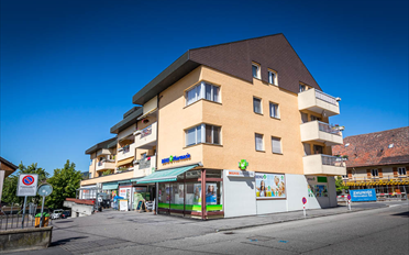 Moto Aussenplatz - image - 2