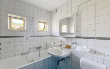 Apartment 4 rooms - image - 9