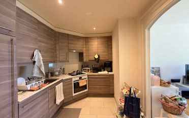 Apartment 4 rooms - image - 3