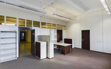 Bureau 3.5 pièces - image - 2