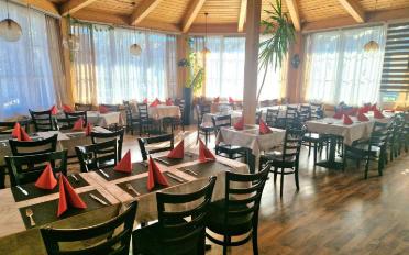 Restaurant 1.5 rooms - image - 2