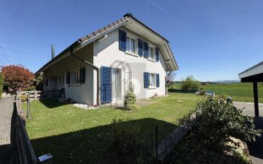 Doppeleinfamilienhaus 4.5 Zimmer - image - 1