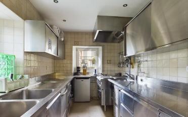 Wohngebäude 12.5 Zimmer - image - 3