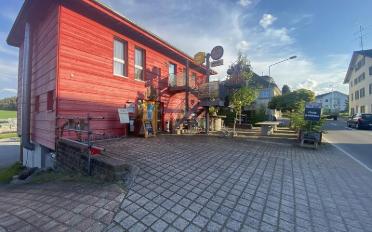 Mixed use property 7.5 rooms - image - 1