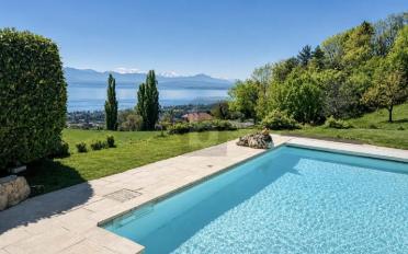 Villa 6.5 pièces - image - 1
