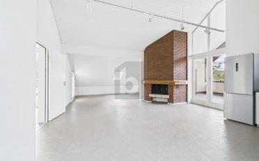 Dachwohnung 2.5 Zimmer - image - 1