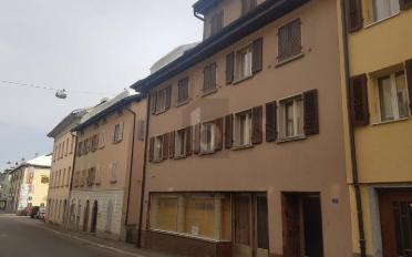 Residential building 10 rooms - image - 1