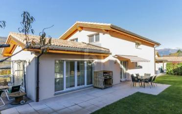 Villa 5.5 Zimmer - image - 1