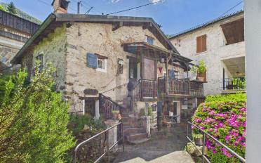 Chalet 5.5 rooms - image - 1