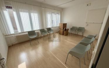 Bureau 3 pièces - image - 2