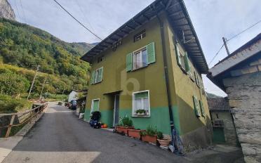 Maison 9 pièces - image - 2