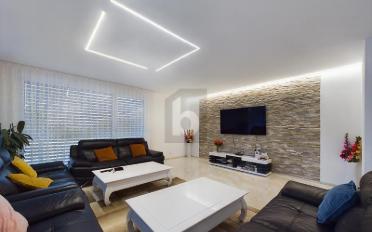 Maison 8.5 pièces - image - 2