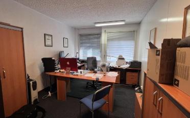 Bureau 3 pièces - image - 2