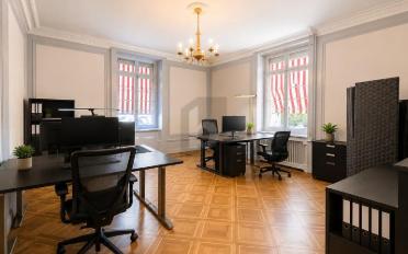 Bureau 4 pièces - image - 2