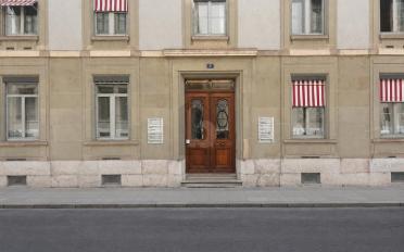 Bureau 4 pièces - image - 1