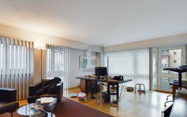 Bureau - image - 2