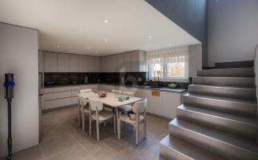 Maison 6.5 pièces - image - 2
