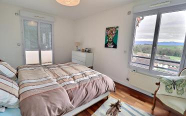Apartment 4 rooms - image - 12