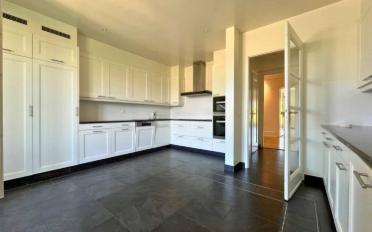 Apartment 8 rooms - image - 8