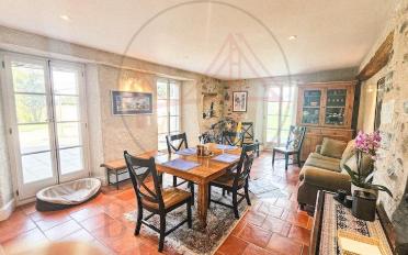 Single house 10 rooms - image - 8