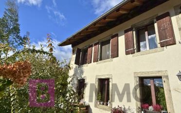 Residential building 14.5 rooms - image - 3