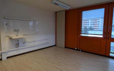 Office - image - 7