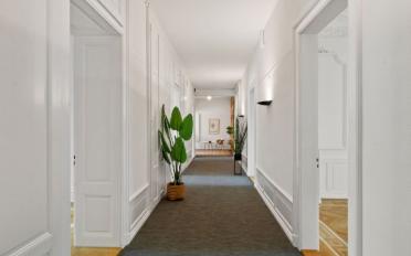 Bureau - image - 8