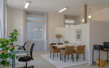 Office - image - 4