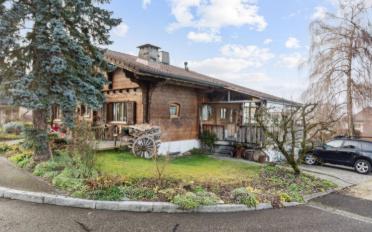 Einfamilienhaus 7.5 Zimmer - image - 2