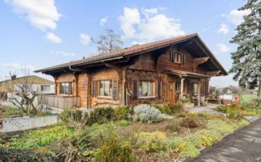 Einfamilienhaus 7.5 Zimmer - image - 1