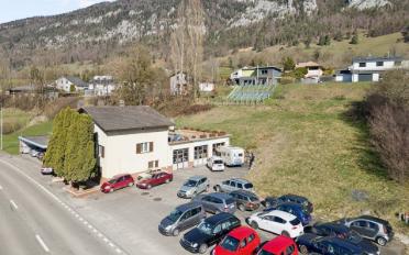 Einfamilienhaus 10.5 Zimmer - image - 1
