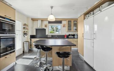 Single house 14 rooms - image - 3