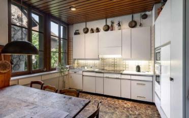 Single house 10 rooms - image - 4